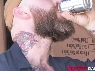 Hot bearded hunk Donnie Argento mouth filled with warm cum