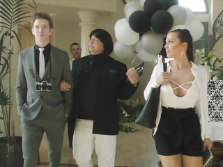 TUSHY Feature Showcase Abigail Part 4