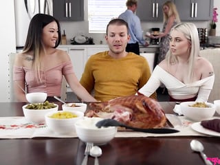 MyFamilyPies: Stepbrother Is Thankful For His Penis - S22:E3