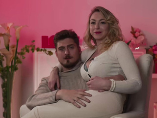 Rose and Elisa impale themselves on several cocks in very hard sex!