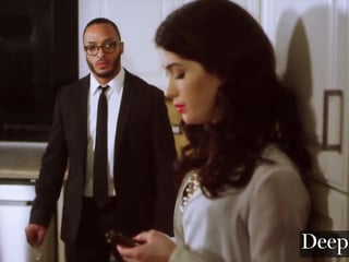 Superb chick Evelyn Claire is shared between two dudes