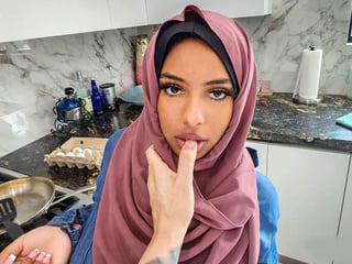 Arab teen wife Hadiya Honey really needs to learn a few things about sex