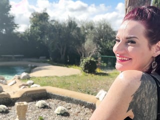 The mad rush to pleasure continues for Sally!