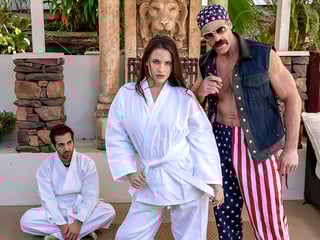 Scarlet De Sade - Karl Kwon Do