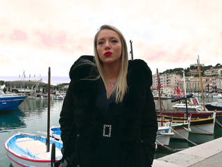 An atomic bomb in Cassis!