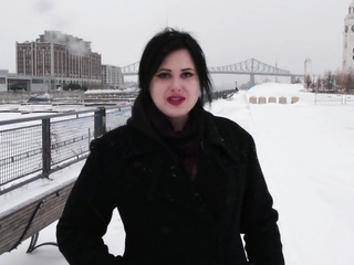Lizbeth, 25 years old, archives and flakes up!