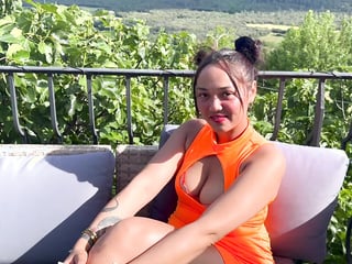 Elektra's games, 22 years old, come in twos!