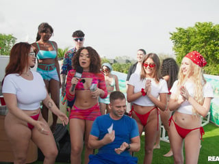 REALITY KINGS Money Talks: Red-Hot Rooftop - Amari Anne, Willow Ryder, Nia Bleu, Selina Bentz, Daisy LaVoy, Nicky Rebel, Ethan Seeks