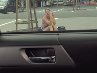 Sexy whore fucks stranger for lift