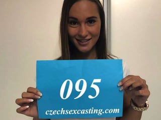 Czech pornstar Naomi Benet wants more money