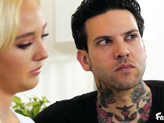 Gorgeous blonde Paisley Porter is fucked by Small Hands