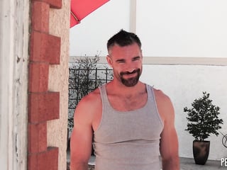 Asian babe Jade Kush gets her trimmed pussy rammed