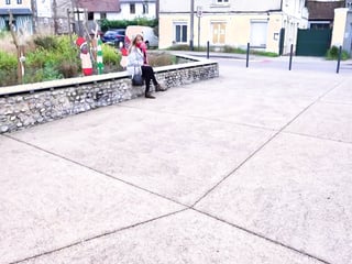 Lyia shares a hot moment with Zhelia, 45 years old!