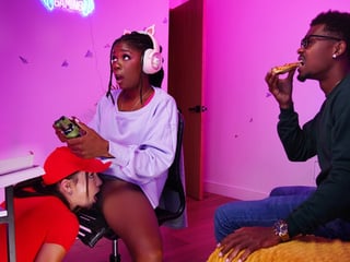 Gamer Hazel Grace gets a surprise from the pizza girl Rissa May