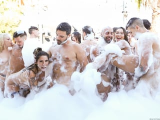 Rocco instructs newcomers in hot outdoor orgy lesson