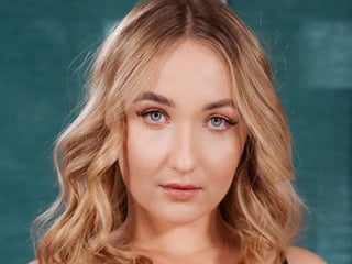 First Time Anal with Chloe Chevalier