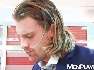 Blond hunk Johan Kane destroys the asshole of bottom Logan Moore