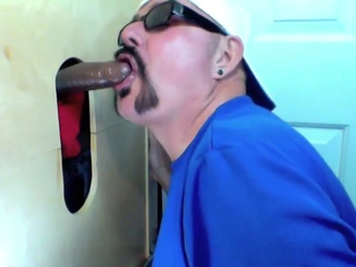 Gloryhole Lunch Time Feeding By 2 Guys