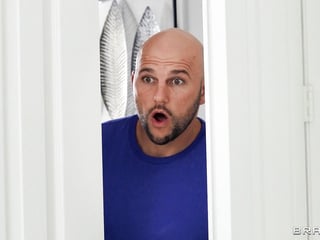 Upcoming Brazzers Scene: AJ Applegate Caught Squirting By JMac