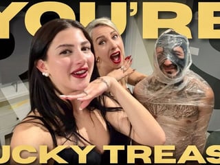 WHILE TAKING A SELFIE WE FIND LUCKY TREASH