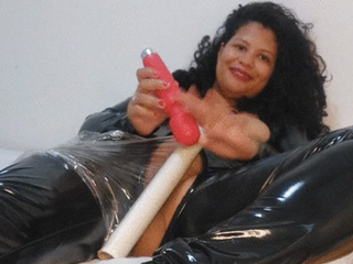Plastic wrap breathplay - quick orgasm
