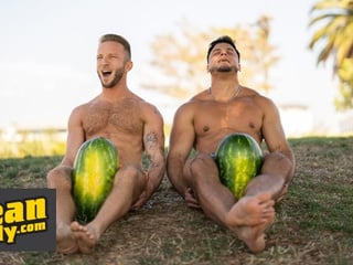 Hunk Alex Rockham Flexes for Jason Emre