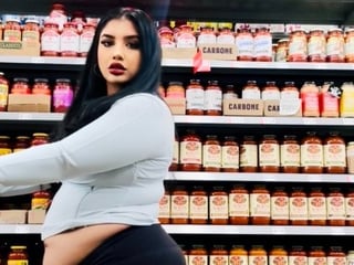 TORTA BBW AT THE GROCERY STORE IN PUBLIC WITH HER BIG BELLY OUT