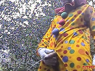 FleshPotFilms: Hans Berlins Domineering Encounter With Mischievous Clown Barney