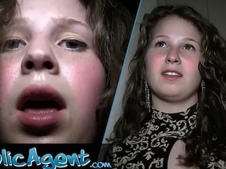 Gymnast Teen's Changing Room Fuck