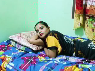 Slutty Desi Kamini Bhabhi Swallows Cumshot Inside