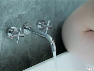 Naughty Babe Eva Nyx Gets Fucked By Monster Dick