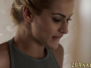 Anal babe gets oral and rubs