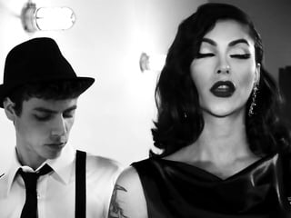 Detective white ass fucked by tranny Domino Presley