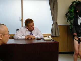 Hot office lady Arisa Suzuki gets nailed