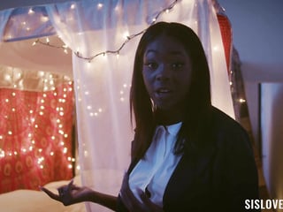Bombshell Ebony Has It - Tori Montana