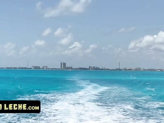 Amateurs Latinos Rob Silva & Ken Almost Got Caught Fertilizing Their Asses